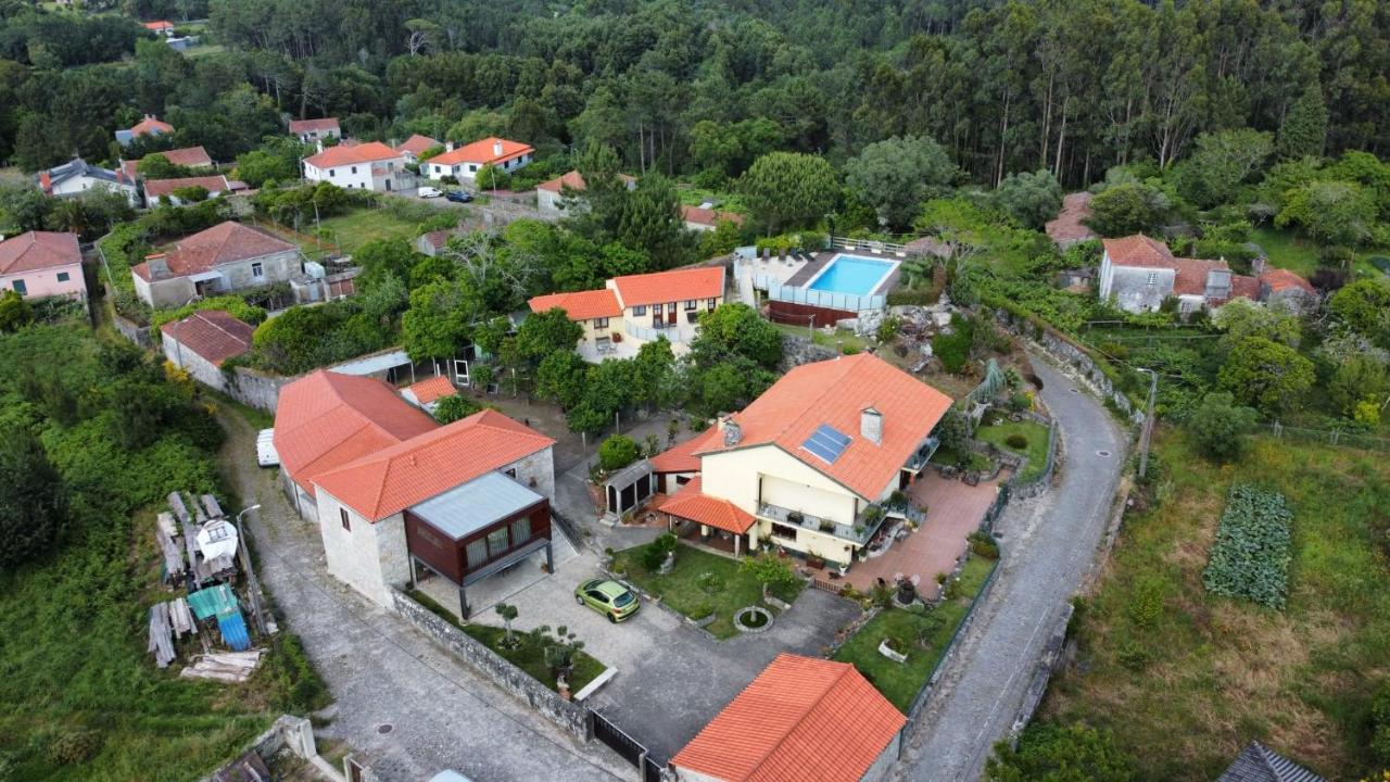 Casa De Santa Luzia A Apartment Vila Praia de Ancora Luaran gambar